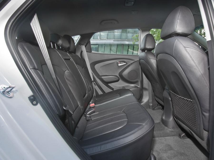  Hyundai ix35 Fuel Cell 2012 года  (фото 22 из 32)